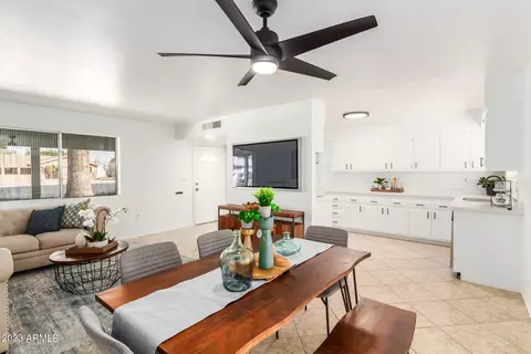 11640 N Hagen Dr, Sun City, AZ 85351
