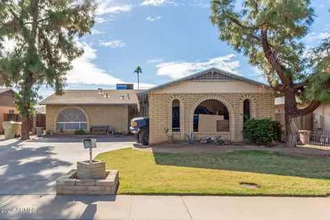 6431 W Lawrence Rd, Glendale, AZ 85301