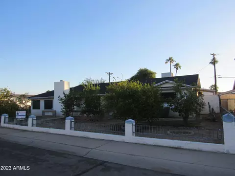 10837 N 73rd Dr, Peoria, AZ 85345