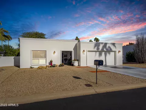 128 E Tam O Shanter Dr, Phoenix, AZ 85022