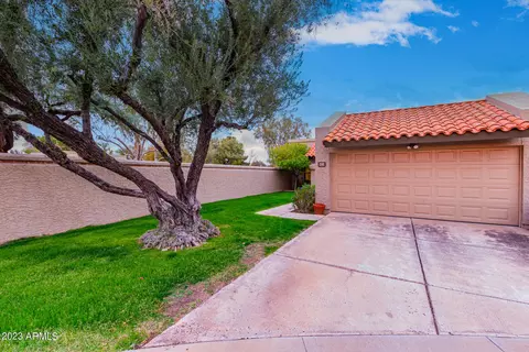 9410 E Jenan Dr, Scottsdale, AZ 85260
