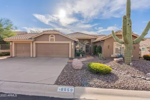 8959 E Saguaro Blossom Rd, Gold Canyon, AZ 85118
