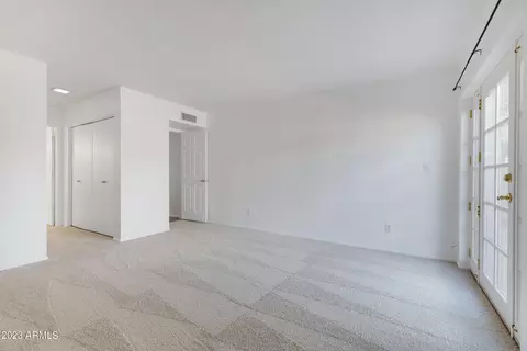 1008 E Laguna Dr, Tempe, AZ 85282 photo 23