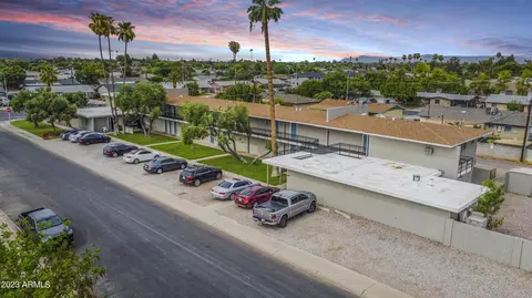 1014 N California St, Chandler, AZ 85225