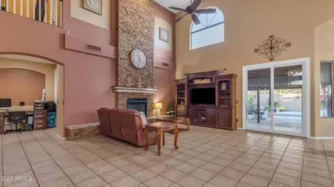 11316 E Roselle Cir, Mesa, AZ 85212 photo 4