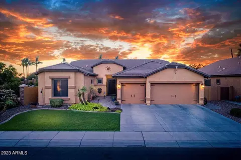 3794 E Meadowview Dr, Gilbert, AZ 85298 photo 2
