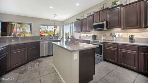3794 E Meadowview Dr, Gilbert, AZ 85298 photo 8