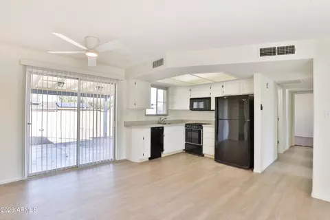 2244 E Acoma Dr, Phoenix, AZ 85022 photo 5