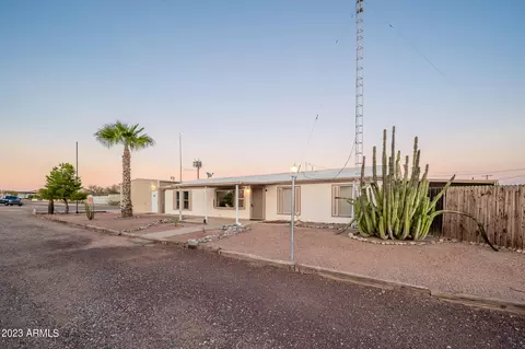 1303 E 18th Ave, Apache Junction, AZ 85119