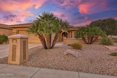 19051 N Hawthorn Dr, Surprise, AZ 85387