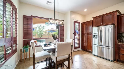 8639 E Indigo St, Mesa, AZ 85207 photo 11