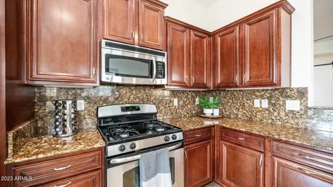 8639 E Indigo St, Mesa, AZ 85207 photo 9