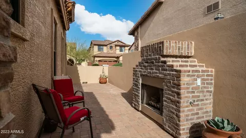8639 E Indigo St, Mesa, AZ 85207 photo 5