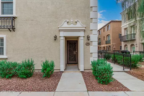 2788 S Alpine Dr, Gilbert, AZ 85295 photo 3