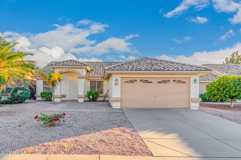 6335 E Roland St, Mesa, AZ 85215