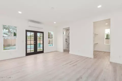 Living - 3733 E Piccadilly Rd, Phoenix, AZ 85018 photo 3 of 3