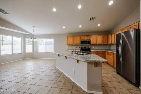 9951 E Kiowa Ave, Mesa, AZ 85209 photo 6