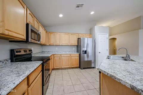 9951 E Kiowa Ave, Mesa, AZ 85209 photo 3