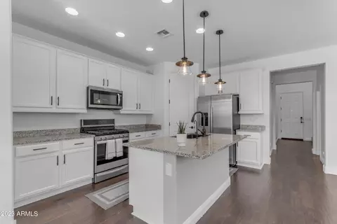 Kitchen - 9541 E Travertine Ave, Mesa, AZ 85212 photo 1 of 3