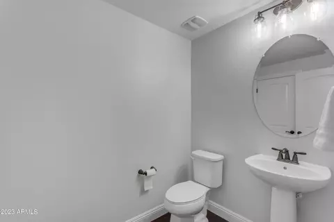 Bath - 9541 E Travertine Ave, Mesa, AZ 85212 photo 6 of 7
