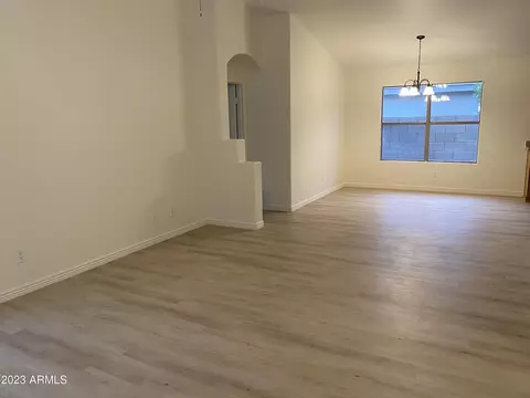 2289 E Pinto Dr, Gilbert, AZ 85296 photo 2