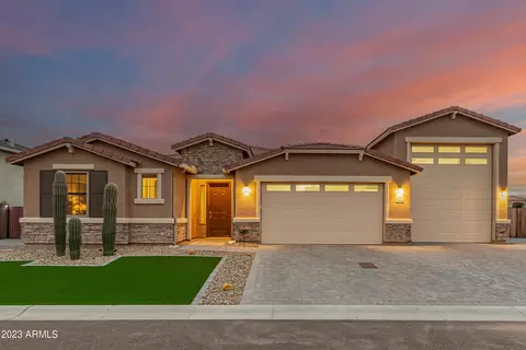 12551 W Krall Ct, Glendale, AZ 85307