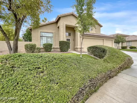 3180 S Vista Dr, Chandler, AZ 85248