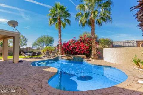 19962 N Donithan Way, Maricopa, AZ 85138