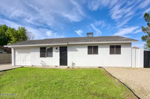 15814 N 60th Ave, Glendale, AZ 85306