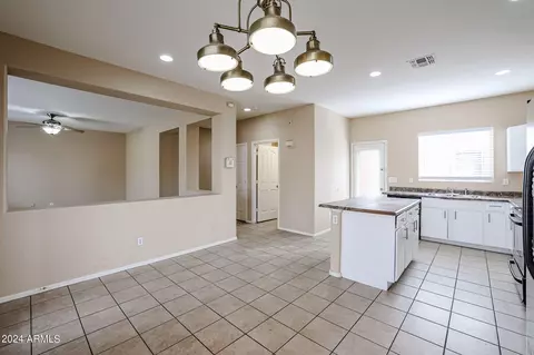 9336 W Milkweed Loop, Phoenix, AZ 85037 photo 16