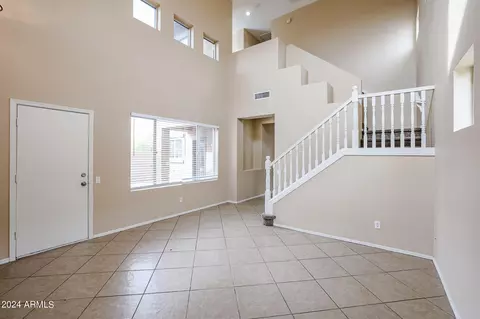 9336 W Milkweed Loop, Phoenix, AZ 85037 photo 3