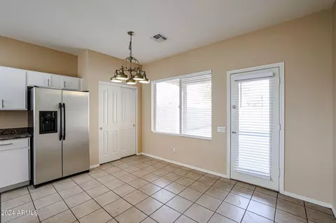 9336 W Milkweed Loop, Phoenix, AZ 85037 photo 12