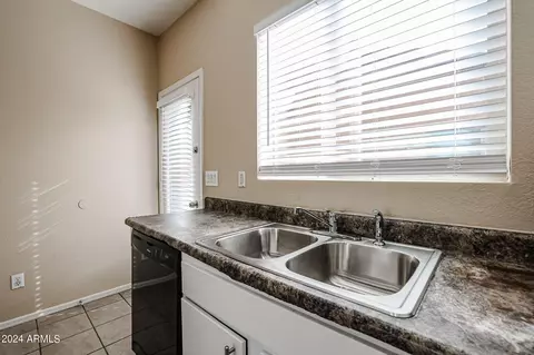 9336 W Milkweed Loop, Phoenix, AZ 85037 photo 9