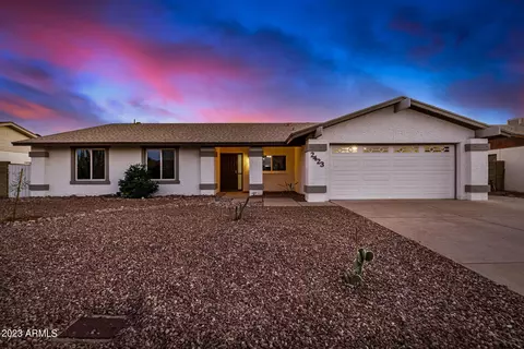 2423 W Portobello Ave, Mesa, AZ 85202
