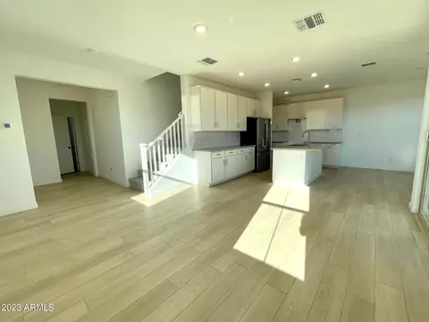 9934 E Tamery Ave, Mesa, AZ 85212 photo 2