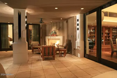 Other - 15 Biltmore Estates Dr, Phoenix, AZ 85016 photo 4 of 7