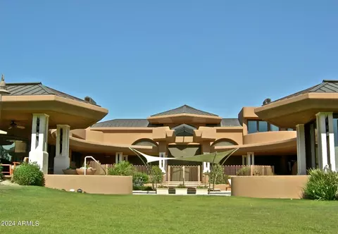 Exterior - 15 Biltmore Estates Dr, Phoenix, AZ 85016 photo 12 of 12