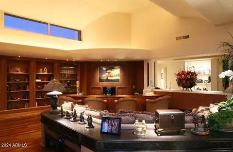 Living - 15 Biltmore Estates Dr, Phoenix, AZ 85016 photo 1 of 6
