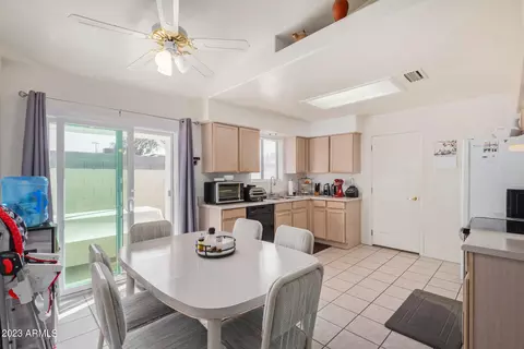 555 S Stardust Ln, Apache Junction, AZ 85120 photo 8