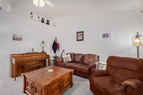 555 S Stardust Ln, Apache Junction, AZ 85120 photo 5