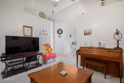 555 S Stardust Ln, Apache Junction, AZ 85120 photo 6