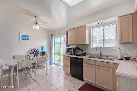 555 S Stardust Ln, Apache Junction, AZ 85120 photo 9