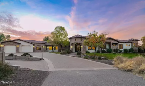 1290 N Constellation Ct, Gilbert, AZ 85234