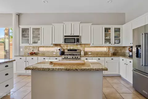6717 S Crestview Dr, Gilbert, AZ 85298 photo 19