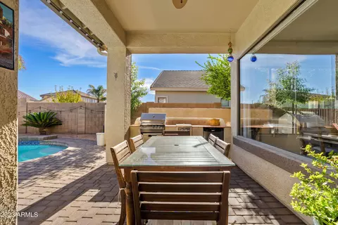6717 S Crestview Dr, Gilbert, AZ 85298 photo 4