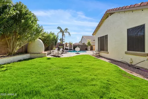 6717 S Crestview Dr, Gilbert, AZ 85298 photo 5