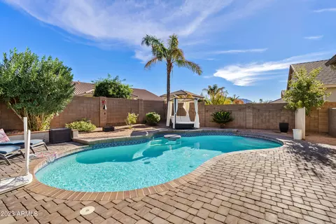 6717 S Crestview Dr, Gilbert, AZ 85298 photo 9