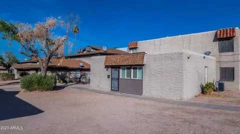 4769 E Belleview St, Phoenix, AZ 85008 photo 3