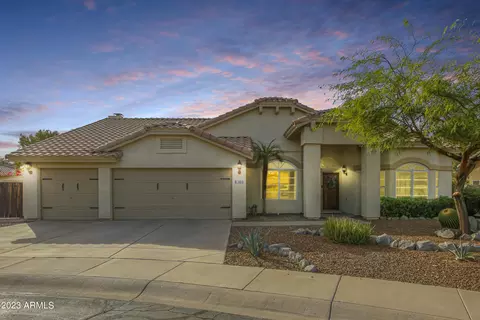10792 S Xavier Ct, Goodyear, AZ 85338