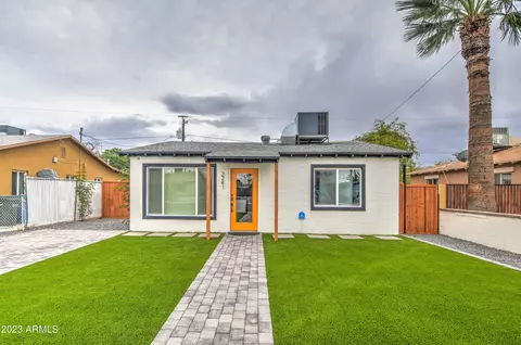 Exterior - 2241 E Garfield St, Phoenix, AZ 85006 photo 1 of 12
